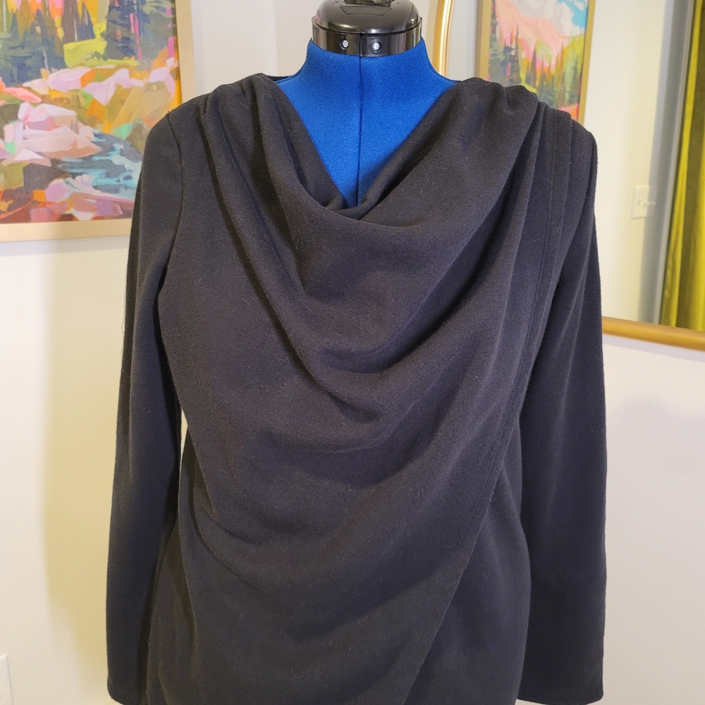 Elegant Black Drape Sweatshirt Size XL - Picture 3 of 3